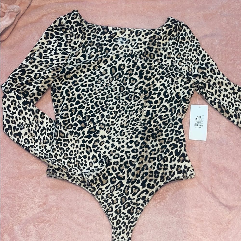 Leopard Print Long Sleeve Bodysuit